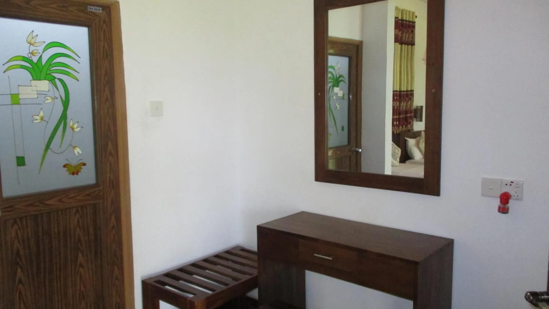 Bed & Breakfast Peacock Lake Villa Habarana Sri Lanka